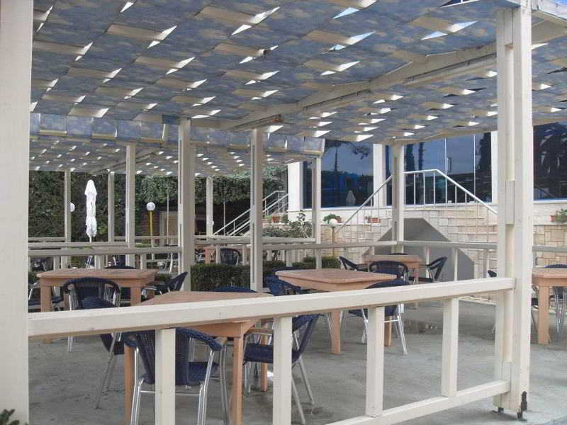 Dik's Sons Hotel