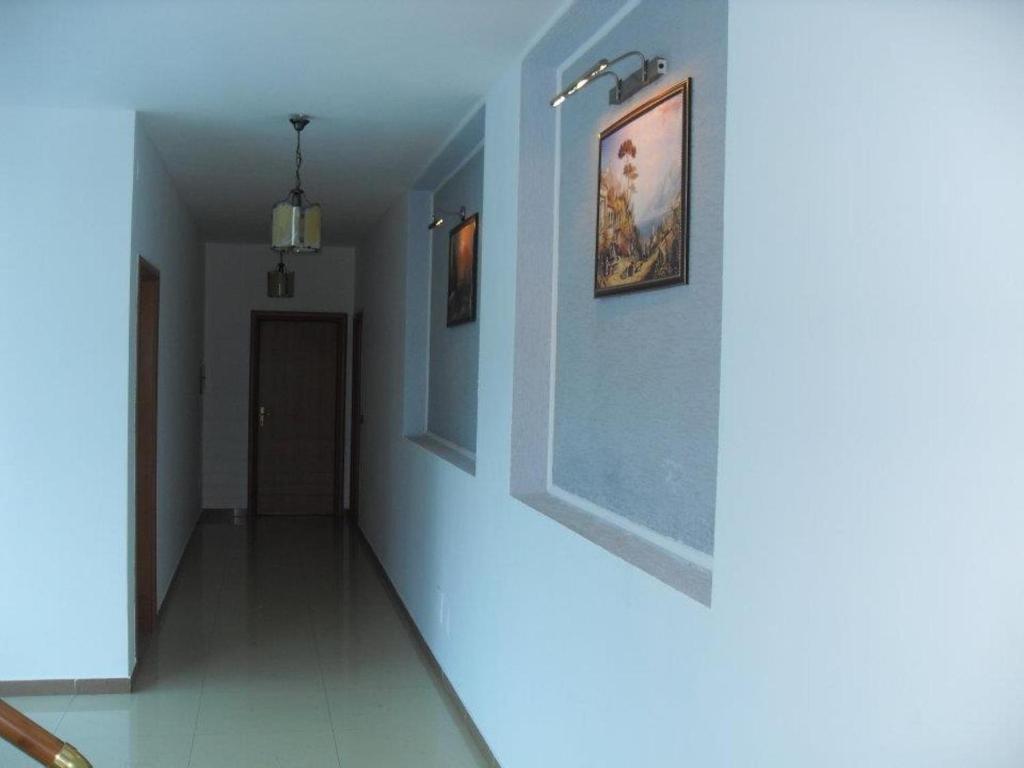 Dik's Sons Hotell Škalngur